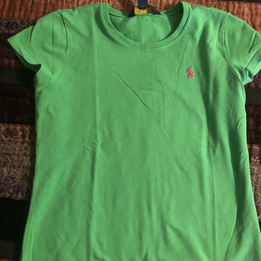 Green Polo tee shirt. Size XL girls.